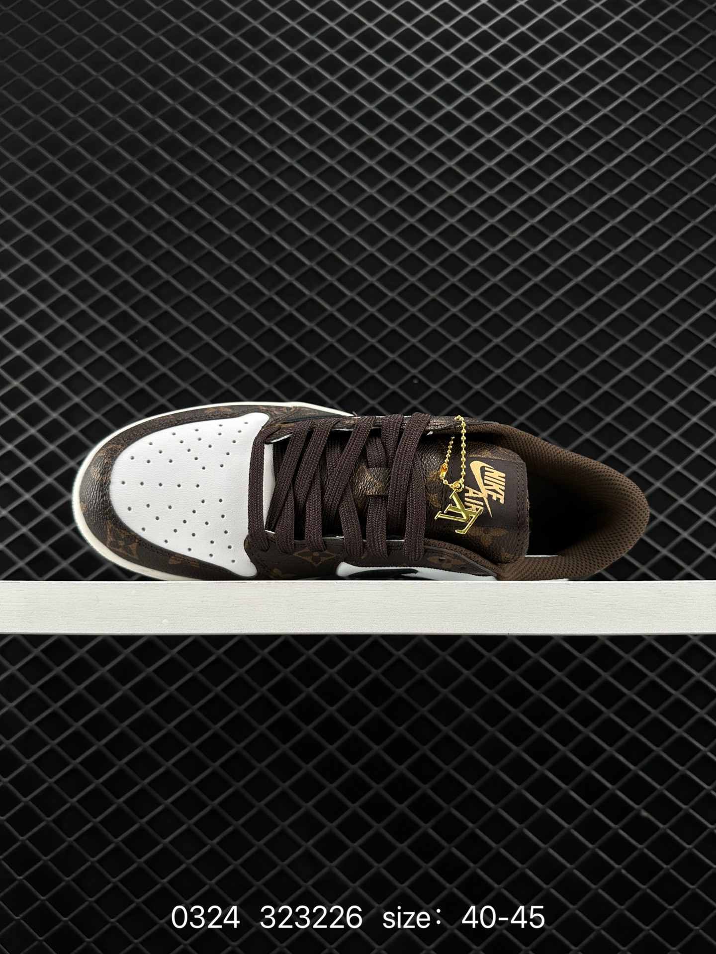 Louis Vuitton x Air Jordan 1